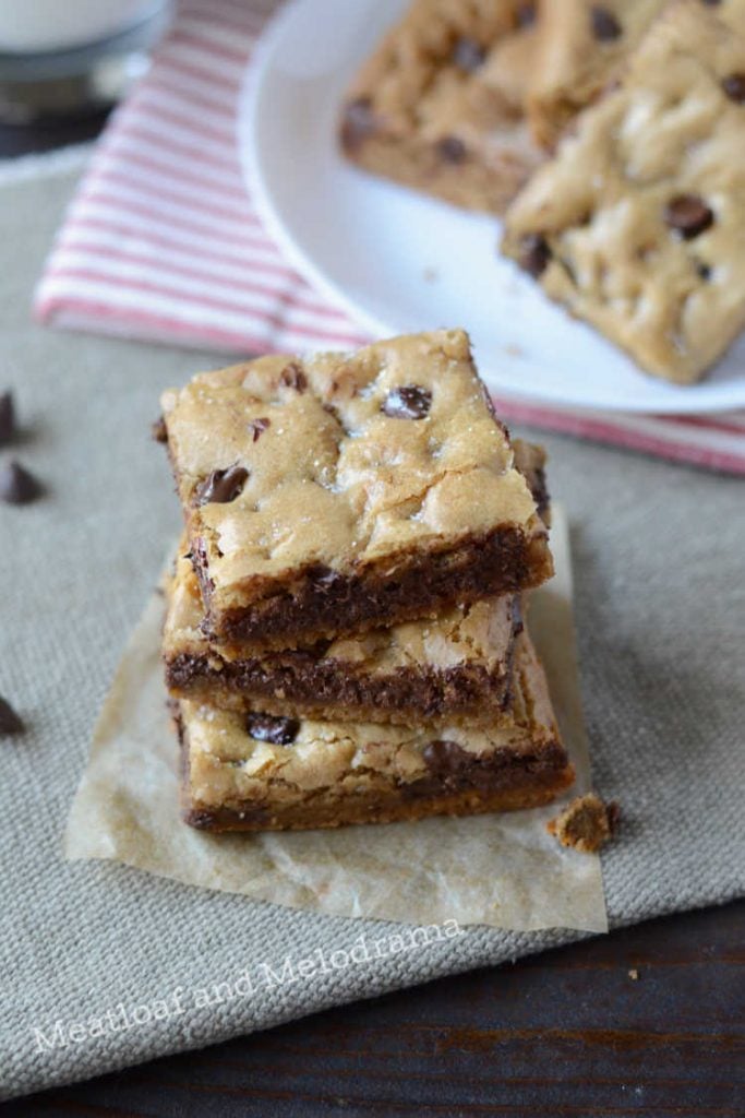 The Best Chocolate Chip Cookie Bars (Soft and Chewy) - Meatloaf and ...