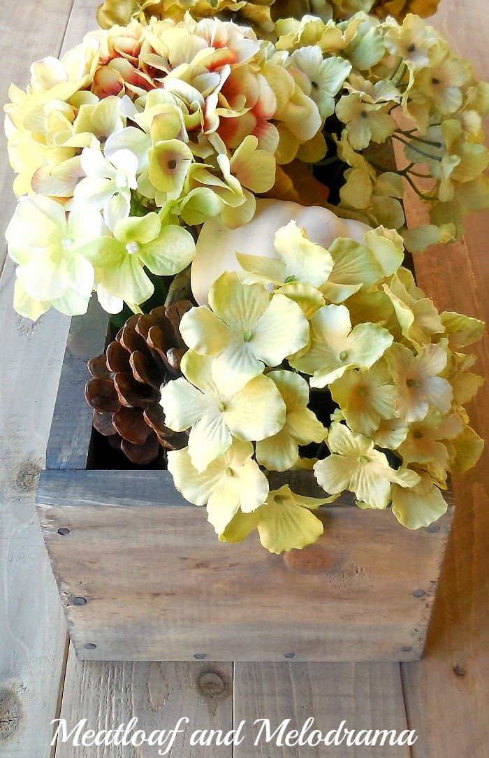 DIY Wood Box Centerpiece - Meatloaf And Melodrama