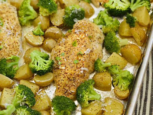 https://www.meatloafandmelodrama.com/wp-content/uploads/2016/09/sheet-pan-honey-mustard-chicken-5-500x375.jpg