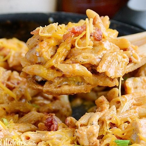 One Pot BBQ Chicken Bacon Ranch Pasta - Meatloaf and Melodrama