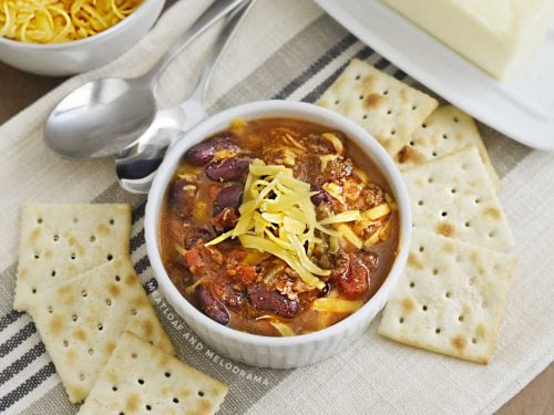 https://www.meatloafandmelodrama.com/wp-content/uploads/2018/01/instant-pot-chili-5-500x375.jpg