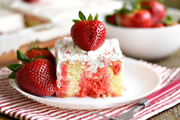 Strawberry Jello Poke Cake Recipe - Meatloaf and Melodrama