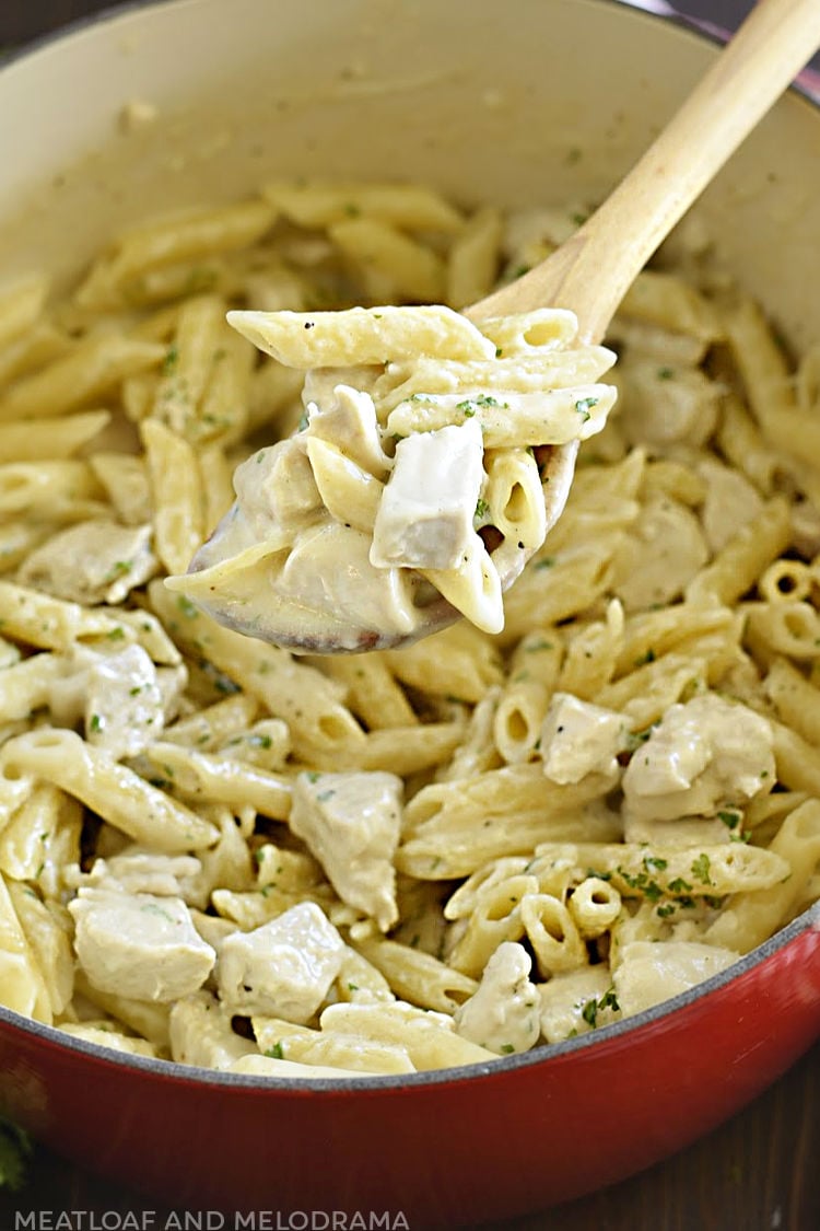 Chicken Alfredo Penne Pasta - Meatloaf and Melodrama