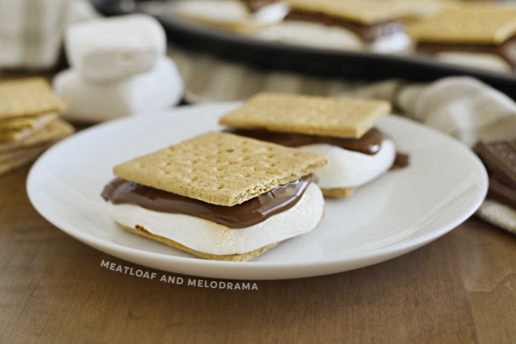 Easy Baked S'mores - Meatloaf and Melodrama