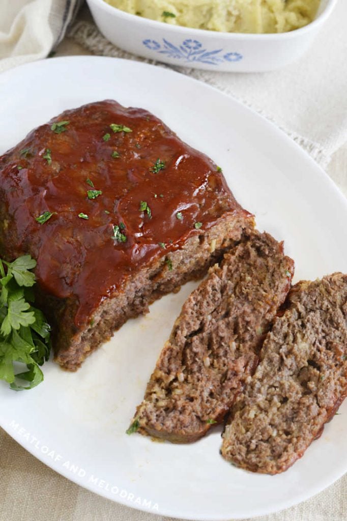 https://www.meatloafandmelodrama.com/wp-content/uploads/2020/09/moms-best-meatloaf-recipe-1-682x1024.jpg