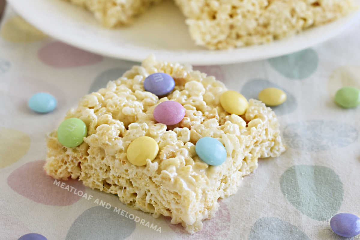 Rice Krispie Treats with Candy Melts Icing – Can't Stay Out of the Kitchen