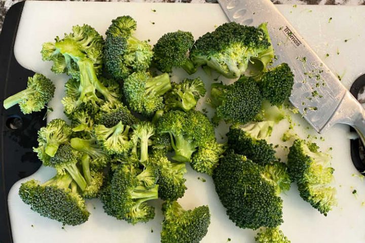 Crispy Air Fryer Broccoli Recipe - Meatloaf and Melodrama