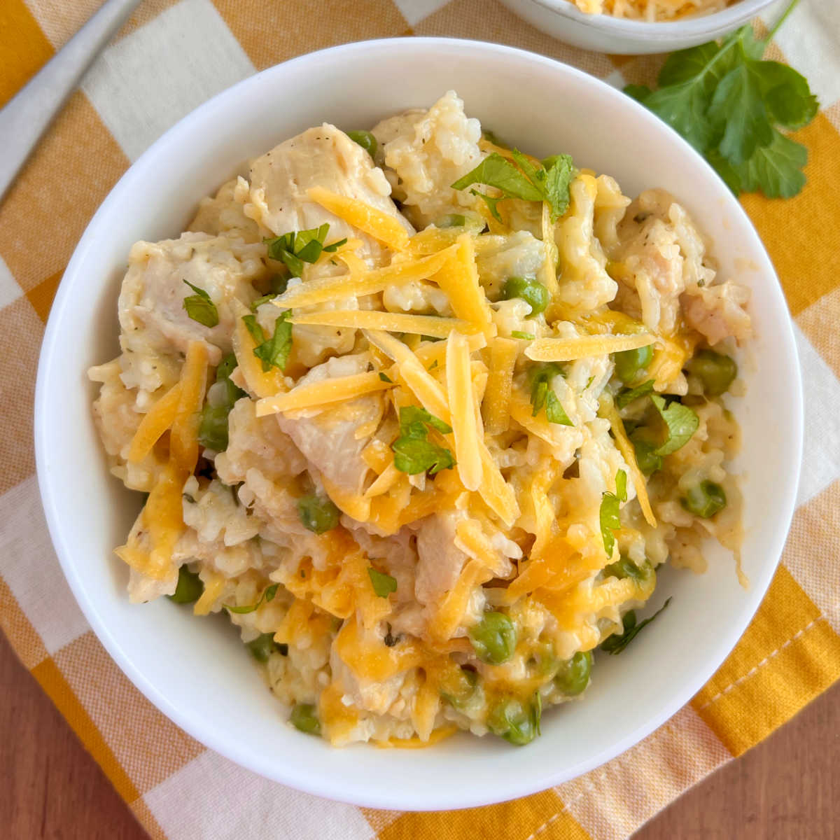 https://meatloafandmelodrama.com/wp-content/uploads/2022/02/instant-pot-cheesy-chicken-and-rice-square.jpeg