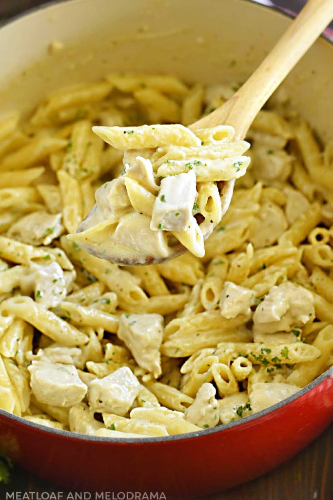 Chicken Alfredo Penne Pasta - Meatloaf and Melodrama