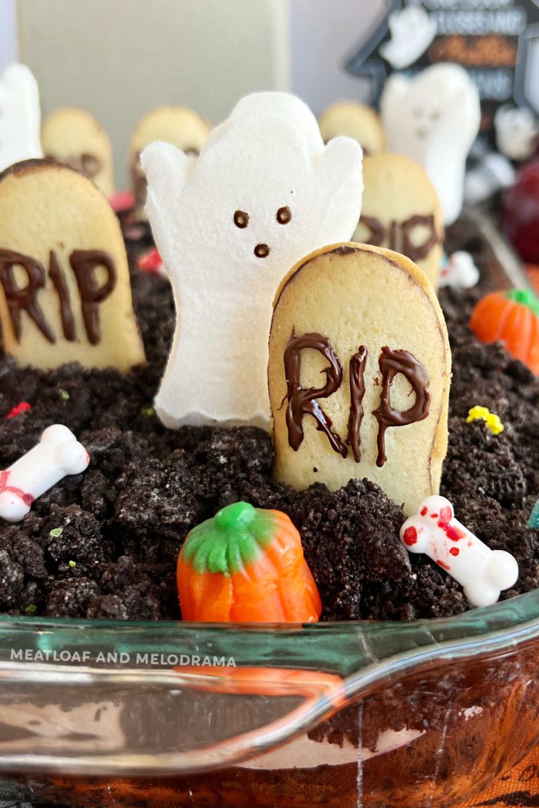 Halloween Dirt Cake (Graveyard Cake) - Meatloaf and Melodrama