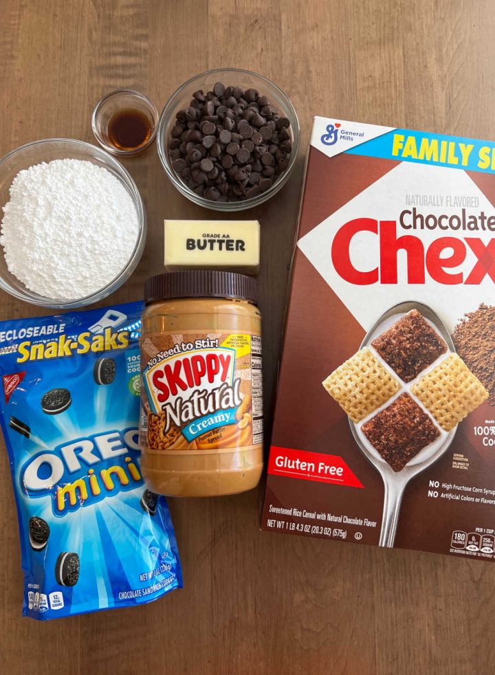 Easy OREO Puppy Chow (Muddy Buddies) - Meatloaf and Melodrama