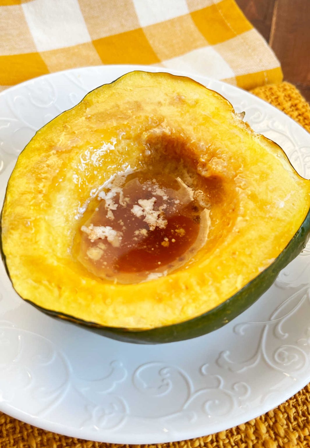 How to Microwave Acorn Squash (Quick and Easy) - Meatloaf and Melodrama