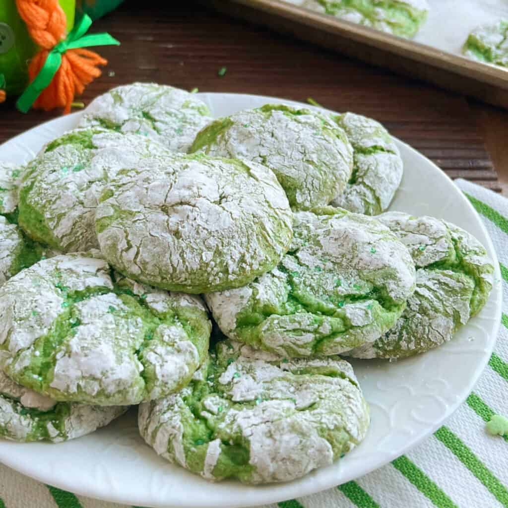 St. Patrick's Day Cookies (Easy Recipe) - Meatloaf and Melodrama